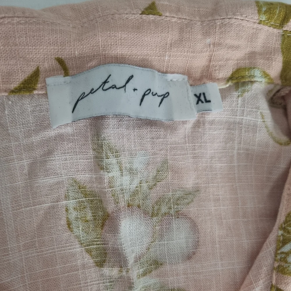 Petal & Pup Cecily Short Sleeve Button Down Top - Picture 4 of 8